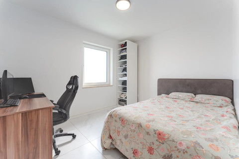 Semi-detached with 4 bedroom(s) to sell in Canach