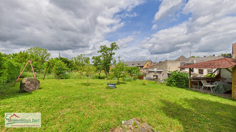 House with 4  bedroom(s) to sell in Perl