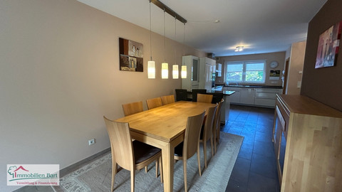 House with 3  bedroom(s) to sell in Perl