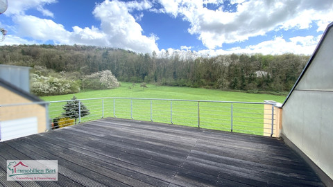 House with 3  bedroom(s) to sell in Perl