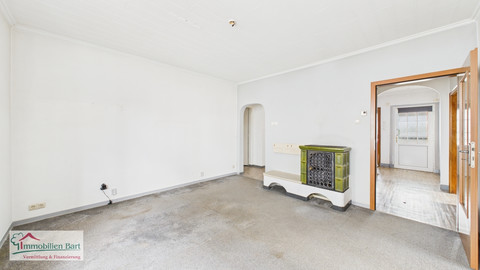 House with 4  bedroom(s) to sell in Perl-Besch