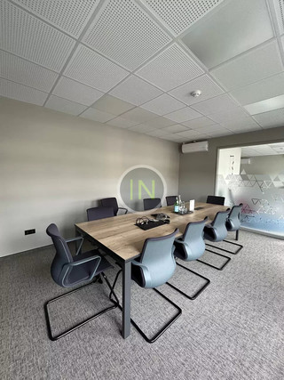 Escritório para alugar em Findel
