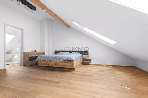 House with 5 bedroom(s) to sell in Osweiler