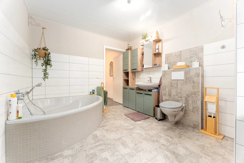 Village house with 3 bedroom(s) to sell in Freudenburg