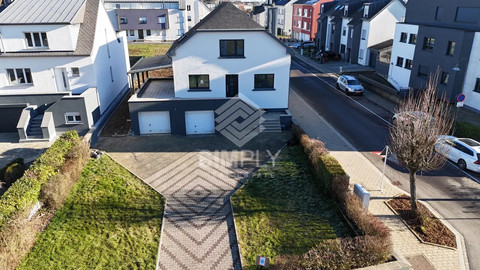 Haus 4 Zimmer zu verkaufen in Belvaux