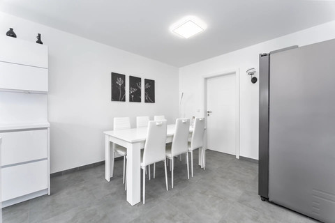 House with 4 bedroom(s) to sell in Perl