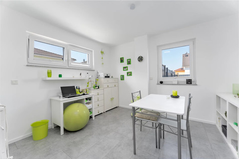 House with 4 bedroom(s) to sell in Perl