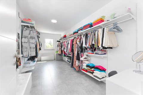 House with 4 bedroom(s) to sell in Perl