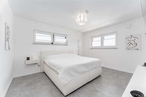 House with 4 bedroom(s) to sell in Perl