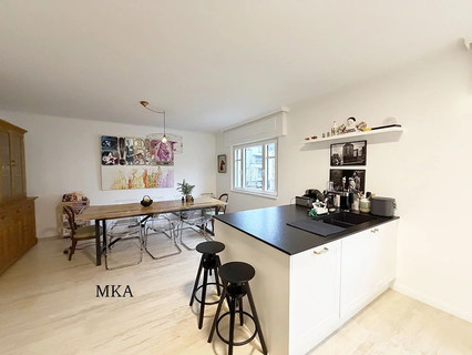 Moradia geminada com 6 quarto(s) para venda em Luxembourg-Merl