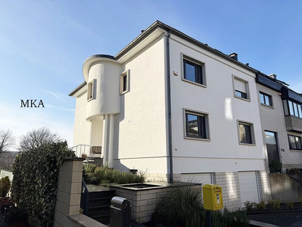 Moradia geminada com 6 quarto(s) para venda em Luxembourg-Merl