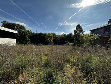 Land to sell in Howald