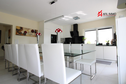 Haus 4 Zimmer zu verkaufen in Soleuvre