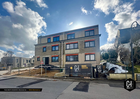 Moradia geminada com 5 quarto(s) para venda em Kehlen