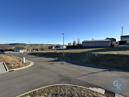 Land to sell in Neidhausen