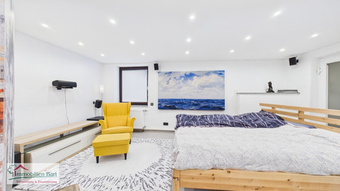 House with 5  bedroom(s) to sell in Perl