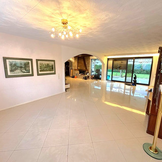 House with 4 bedroom(s) to sell in Trier