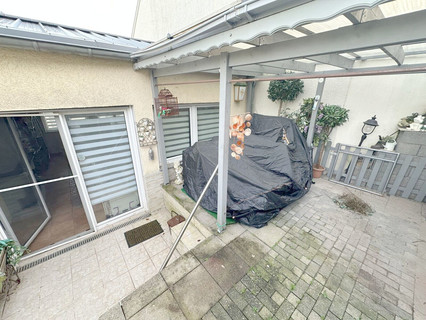 House with 4 bedroom(s) to sell in Treves-Euren