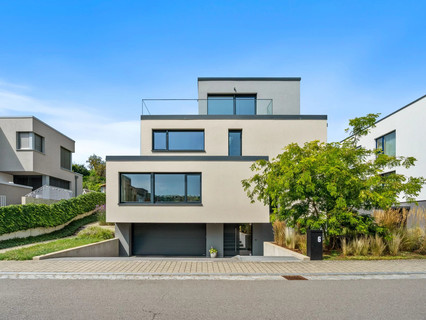 House with 4 bedroom(s) to sell in Senningen