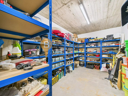 Moradia com 5 quarto(s) para venda em Scheidgen