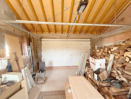 House with 4 bedroom(s) to sell in Orenhofen