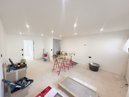 House with 4 bedroom(s) to sell in Orenhofen