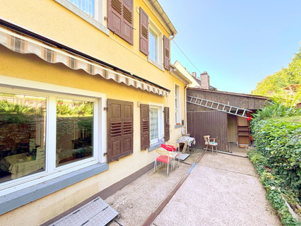 House with 5 bedroom(s) to sell in Trier-Ehrang