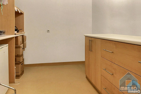 Büro 2 Zimmer zu verkaufen in Esch-sur-Alzette