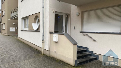 Büro 2 Zimmer zu verkaufen in Esch-sur-Alzette