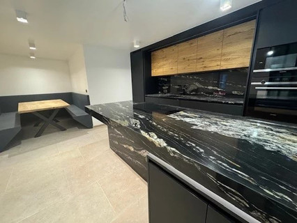 Office with 2 bedroom(s) to rent in Luxembourg