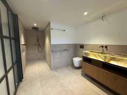 Office with 2 bedroom(s) to rent in Luxembourg