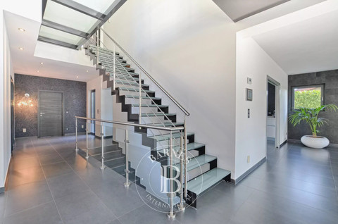 Villa with 4 bedroom(s) to sell in Thionville