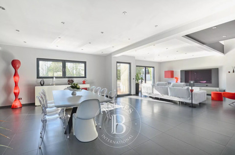 Villa with 4 bedroom(s) to sell in Thionville