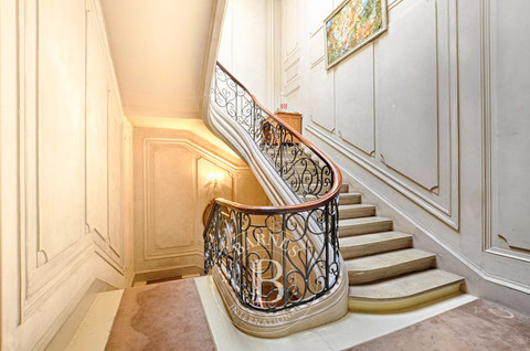 Luxurious house with 11 bedroom(s) to sell in Nancy