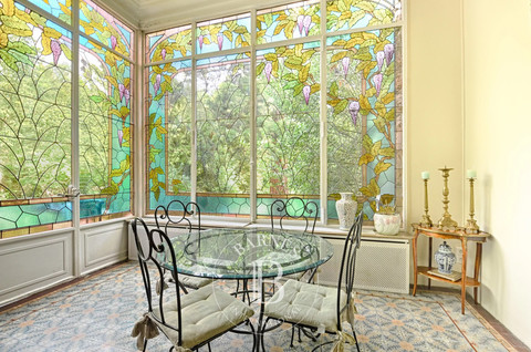 Luxurious house with 11 bedroom(s) to sell in Nancy