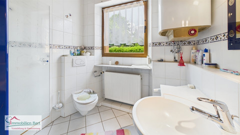 House with 4  bedroom(s) to sell in Perl