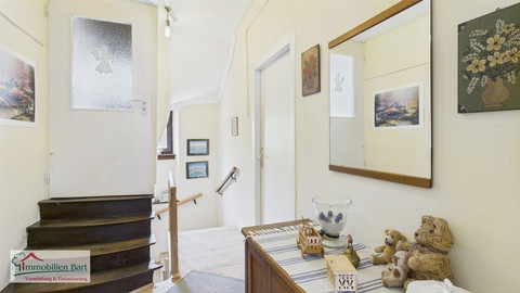 House with 4  bedroom(s) to sell in Perl