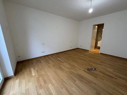 Apartamento com 3 quarto(s) para venda em Senningerberg