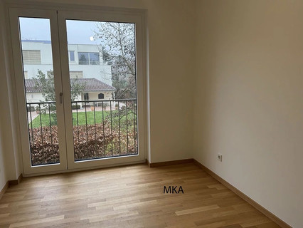 Apartamento com 3 quarto(s) para venda em Senningerberg