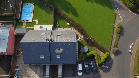 Moradia com 4 quarto(s) para venda em Colpach-Haut