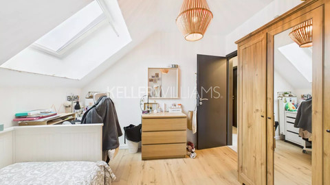 Moradia com 4 quarto(s) para venda em Colpach-Haut