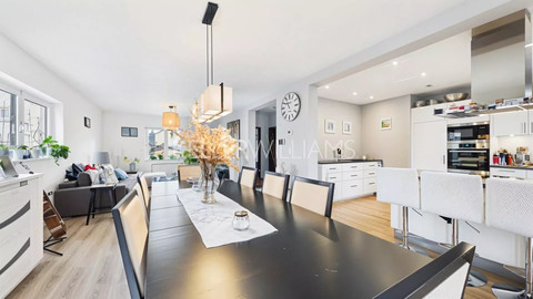 Moradia com 4 quarto(s) para venda em Colpach-Haut