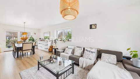 Moradia com 4 quarto(s) para venda em Colpach-Haut