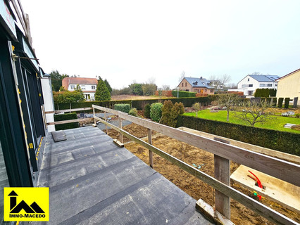 Semi-detached with 5 bedroom(s) to sell in Mersch