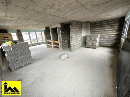 Semi-detached with 5 bedroom(s) to sell in Mersch