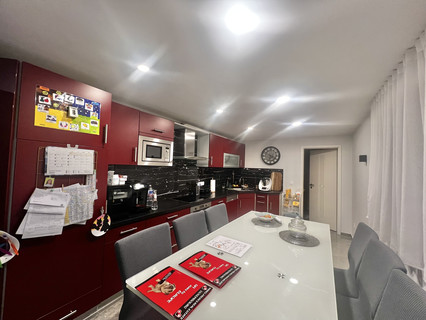 House with 4 bedroom(s) to sell in Assel