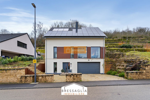 Moradia individual com 5 quarto(s) para venda em Gostingen