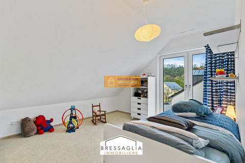 Moradia individual com 5 quarto(s) para venda em Gostingen