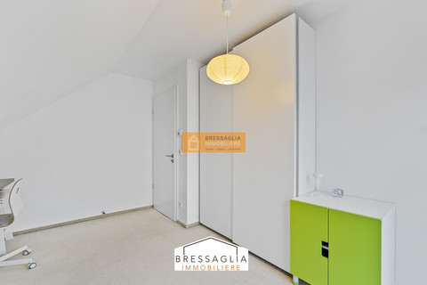 Moradia individual com 5 quarto(s) para venda em Gostingen