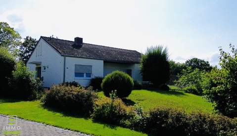 House with 8 bedroom(s) to sell in Bitburg